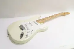 SQUIER BY FENDER STRATOCASTER 6-STRING SOLID BODY ELECTRIC GUITAR - WHITE