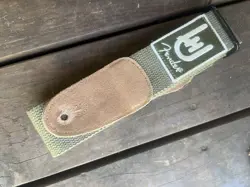 FENDER LEATHER GREEN GUITAR STRAP