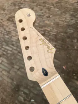 GLOSS 22 FRETS FLAME MAPLE HANDLE ELECTRIC GUITAR NECK  FENDER STRAT REPLACES