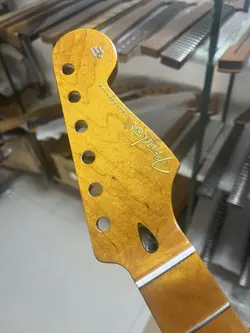 STRAT PART GLOSS