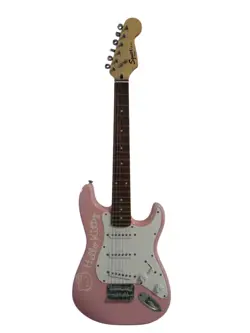 STRATOCASTER PINK USED