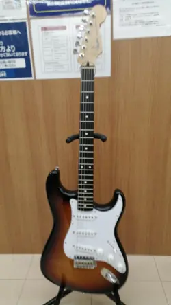 FENDER JAPAN STRATOCASTER ST-STD 3TS ELECTRIC GUITAR