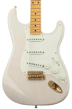 CUSTOM STRATOCASTER AGED