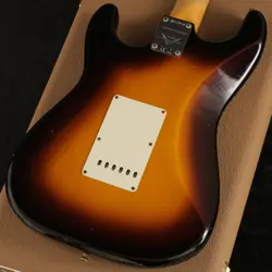 FENDER CUSTOM SHOP 1963 STRATOCASTER JOURNEYMAN RELIC 2-COLOR SUNBURST 2021