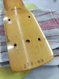 ELECTRIC BASS JBD-62