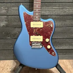 FENDER AMERICAN PERFORMER JAZZMASTER ELECTRIC GUITAR - SATIN LAKE PLACID BLUE