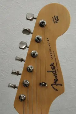 TRADITIONALII 60S STRATOCASTER