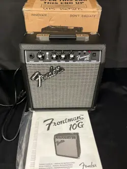 AMPLIFIER WITH MANUAL