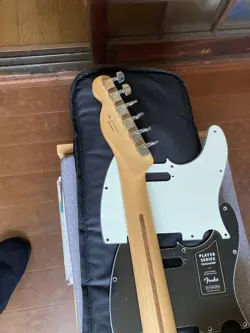 TELECASTER WITH CUSTOM