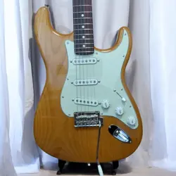 FENDER MIJ HYBRID II STRATOCASTER ROSEWOOD VINTAGE NATURAL - 2023 MODEL