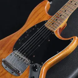 FENDER 1979 MUSTANG