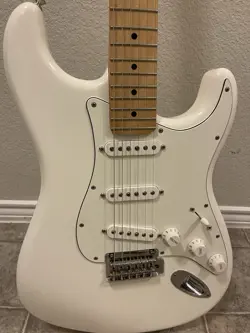 STRATOCASTER AMERICAN MADE