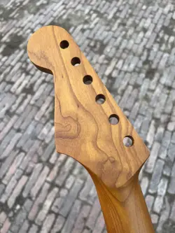 22FRETS FENDER ROSEWOOD FINGERBOARD ST HANDLE ROASTED MAPLE ELECTRIC GUITAR NECK