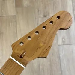 WARMOTH FENDER SM02BE