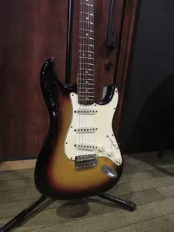 1966 STRATOCASTER