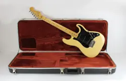 1983 VINTAGE FENDER STANDARD STRATOCASTER DAN SMITH ERA OLYMPIC WHITE 1980S USA