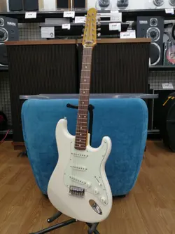 FENDER MIJ TRAD.ST XII ELECTRIC GUITAR