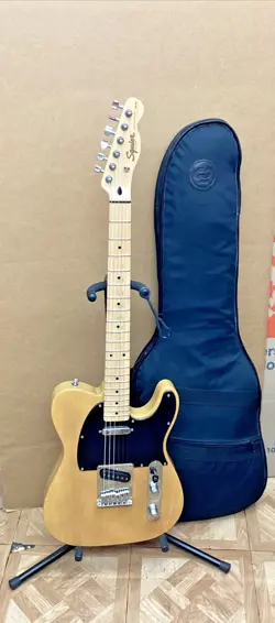 FENDER SQUIER TELECASTER AFFINITY ELECTRIC GUITAR IN BLACK BAG