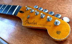 FENDER LIC RELIC STRAT NECK AGED NITRO 60S STRATOCASTER MR G'S CUSTOMS EBONY