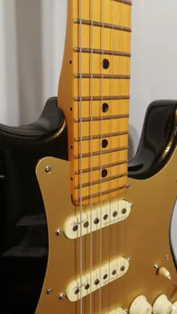 FENDER USA AMERICAN ULTRA STRAT MN TXT ELECTRIC GUITAR