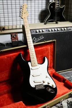 FENDER ERIC CLAPTON STRATOCASTER BLACKIE 1993 (1993)