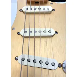 WHITE NOISELESS PICKUP