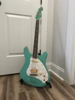 1997-98 FENDER SQUIER