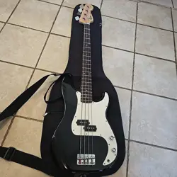 SERIES 4-STRING BASS