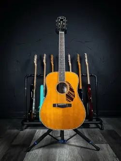 FENDER PARAMOUNT PD-220E DREADNOUGHT ACOUSTIC/ELECTRIC GUITAR - CASE INCLUDED