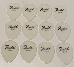 VINTAGE GUITAR PICKS-1970’S FENDER 358-LARGE TEARDROP THIN GAUGE-LOT OF 12UNUSED