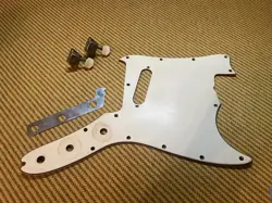PICKGUARD GROUNDING