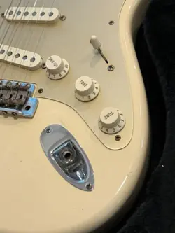 MIM STRATOCASTER SPECIAL