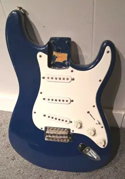 2000 FENDER SQUIER AFFINITY STRATOCASTER LOADED GUITAR BODY BLUE