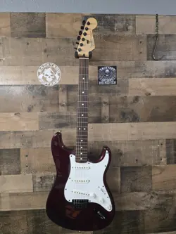 2005 FENDER STANDARD STRATOCASTER MIM  BURGUNDY