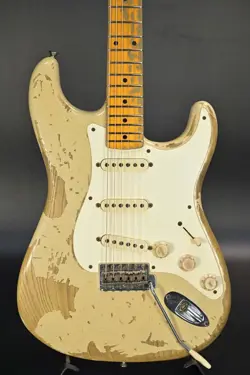 1956 STRATOCASTER ULTIMATE