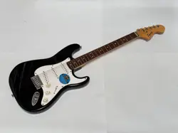 SQUIER BY FENDER AFFINITY STRAT STRATOCASTER GUITAR BLACK WITH WHITE PICKGUARD