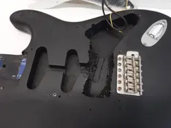 STRATOCASTER MIK ELECTRIC