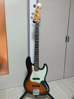FENDER MEXICO PLAYER PLUS JAZZ BASS SAFE PACKING!