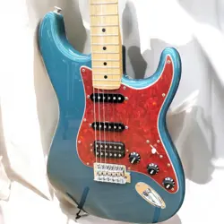 FENDER MEXICO STANDARD SSH ELECTRIC GUITAR MAPLE NECK ALDER BODY - 2013 MODEL