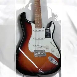 FENDER PLAYER STRATOCASTER ELECTRIC GUITAR 3-COLOR SUNBURST - MADE IN MEXICO