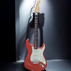 FENDER TRADITIONAL II 60S STRATOCASTER ELECTRIC GUITAR - USED