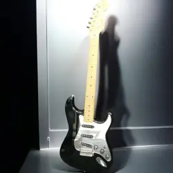 1990S STRATOCASTER USED
