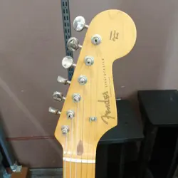 1990S STRATOCASTER