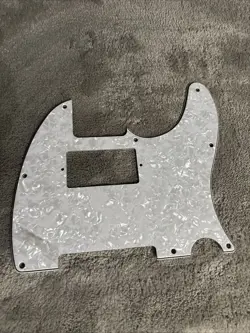 NEW - PICKGUARD FOR FENDER TELE, 8 HOLES, 3-PLY WHITE PEARLOID