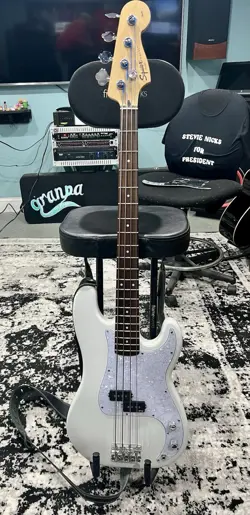 CUSTOM FENDER SQUIRE