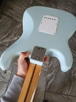 FENDER VINTERA '50S STRATOCASTER ELECTRIC GUITAR SONIC BLUE