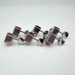 FENDER CLASSICGEAR TUNERS MINT/NEW 25015