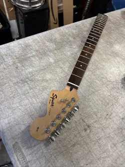 2006 FENDER STRATOCASTER STRAT SQUIER 70S HEADSTOCK GUITAR NECK + TUNERS NICE!