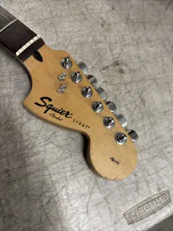 70S HEADSTOCK GUITAR