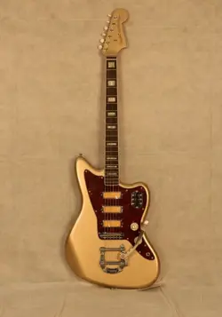 2023 FENDER GOLD FOIL JAZZMASTER, SHORELINE GOLD